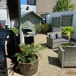 Oakville Entire House - A Place For Grown Up Getaways Дом отдыха